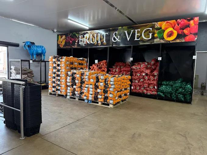 Fresh fruit and veg display at Danie Jooste Boerdery